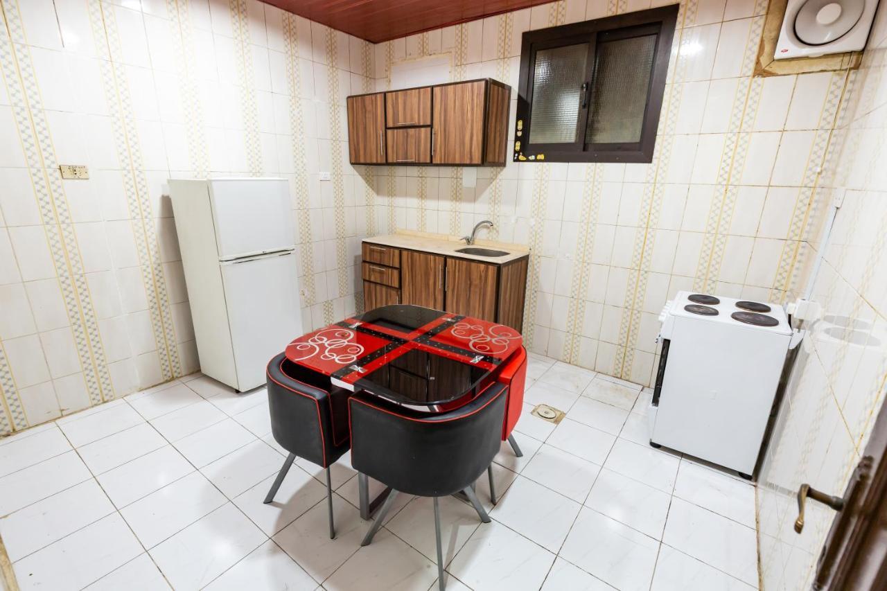 Al Eairy Furnished Apartments- Jeddah 1 Buitenkant foto